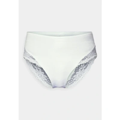 Abbildung von Triumph Ladyform Slip, Damen, Größe: 38, White