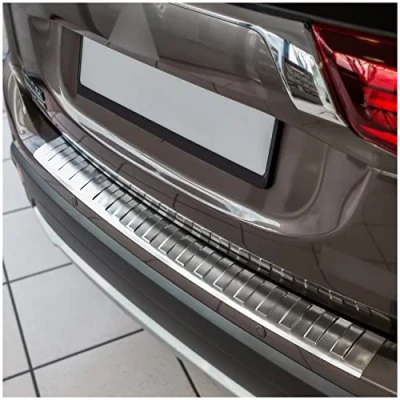 Abbildung von tuning art BL926 Ladekantenschutz mit Abkantung passend für Mitsubishi Outlander 3 2015