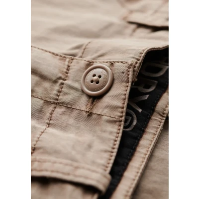 Abbildung von Superdry Damen Gerade Cargohose mit niedriger Leibhöhe Dunkelbeige Strukturiert 42