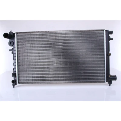 Abbildung von NISSENS 61346 Kühler, Motorkühlung Aluminium 530 322 32 Kühlrippen mechanisch gefügt PEUGEOT: 106 II Schrägheck, Kasten / Schrägheck