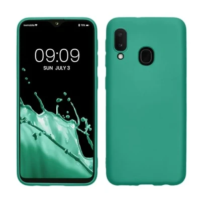 Abbildung von kwmobile Case kompatibel mit Samsung Galaxy A20e Hülle Schutzhülle aus Silikon metallisch schimmernd Handyhülle Metallic Dunkelgrün