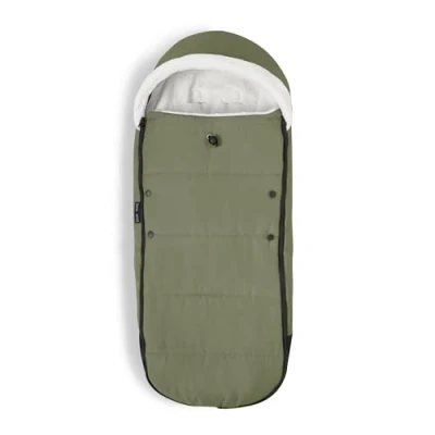 Abbildung von Stokke YOYO Fußsack, Olive Sherpa Futter, Fleece Kapuze mit Kordelzug, doppelte Wattierung Maschinenwaschbar bei 30C Inklusive kleiner Tasche