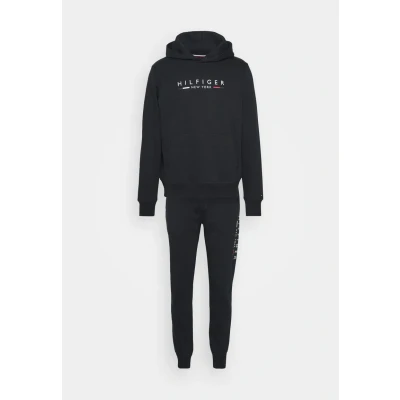 Abbildung von Tommy Hilfiger NEW YORK Tracksuit Trainingsanzug, Herren, Größe: Small, Desert sky