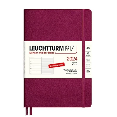 Abbildung von LEUCHTTURM1917 367779 Wochenkalender &amp; Notizbuch Medium (A5) 2024, Softcover, Port Red, Deutsch, 12 Monate