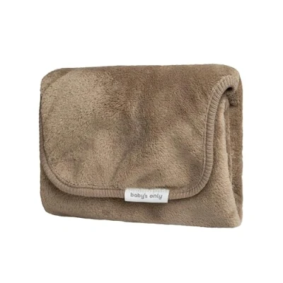Abbildung von Baby&#039;s Only Wickelunterlage Cozy Wickelauflage Ideal für unterwegs Mit praktische Tasche Wickelzubehör Einfach zusammenfalten Aus Teddystoff Clay