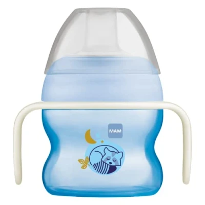 Abbildung von MAM Starterbecher mit Griffen Glow in the Dark 150ml Trinkbecher für erste Trinkversuche ab 4 Monaten Blau