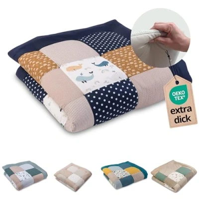 Abbildung von ULLENBOOM Krabbeldecke für Baby 120x120 cm, 100% OEKO TEX Materialien, Made in EU, Dick &amp; weich gepolstert, Wale ideal als Babydecke Spieldecke