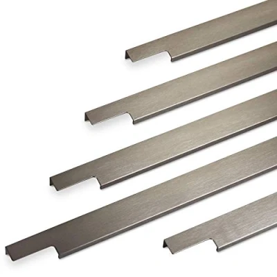 Abbildung von SO TECH® Möbelgriff BLANKETT Slim Edelstahloptik gebürstet 145 1195 mm, incl. Schrauben