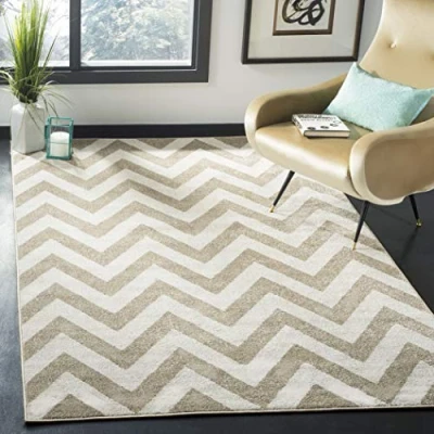 Abbildung von SAFAVIEH Geometrisch Teppich für Wohnzimmer, Esszimmer, Schlafzimmer Amherst Collection, Kurzer Flor, Weizen und Beige, 122 X 183 cm