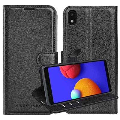 Abbildung von Cadorabo Hülle kompatibel mit Samsung Galaxy A01 CORE in Phantom SCHWARZ Schutzhülle Magnetverschluss, Standfunktion und Kartenfach