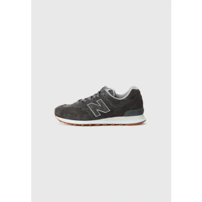 Abbildung von New Balance Herren 574v2 Sneaker, Grau (Castlerock Epc), 45.5 EU