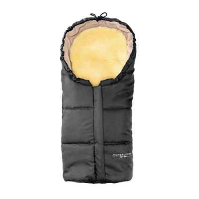 Abbildung von Fußsack Hofbrucker Lammfell Fußsäckchen Leni für Babyschale und Kinderwagen, warmer Winterfußsack mit echtem wind wasserabweisend waschbar 80 x 35 cm Made in Germany