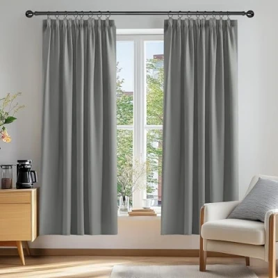 Abbildung von Deconovo Gardinen Vorhänge Verdunkelungsvorhang Kräuselband Schlafzimmer Thermogardine Kälteschutz, 183x117cm(HöhexBreite), Hellgrau, 2er Set
