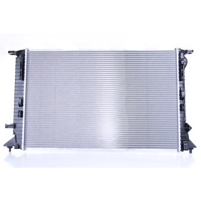 Abbildung von NISSENS 60321 Kühler, Motorkühlung Aluminium 720 469 26 Kühlrippen gelötet AUDI: A5 B8 Sportback, Coupe, A4 Avant, PORSCHE: Macan
