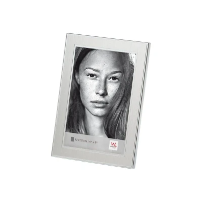 Abbildung von walther design Bilderrahmen silber 15 x 20 cm Jazz Portraitrahmen PJ520S
