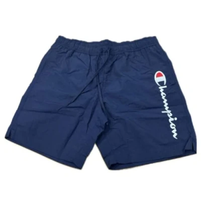 Abbildung von Champion Herren Legacy Icons Beachshorts Crinkle Taslon Contrast Logo Bermuda Badehose, Marineblau, L