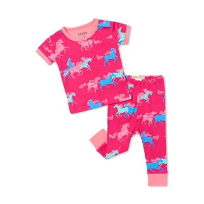 Abbildung von Hatley Baby Mädchen Kurzärmeliges Pyjama Set aus Bio Baumwolle Kleinkind Schlafanzughosen, Frolicking Unicorns, 6 9 Monate