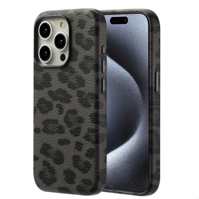 Abbildung von Apple iPhone 15 Pro Hülle MagSafe Kunstleder Selencia Backcover Handyhülle Schwarz