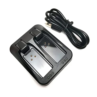 Abbildung von TAKEWELL Dual Port Ladegerät für SRAM AXS/eTap Red Force Rival GX Eagle Akku, beide Akkus können gleichzeitig schnell geladen Werden, das Gerät wurde mit USB C geliefert.