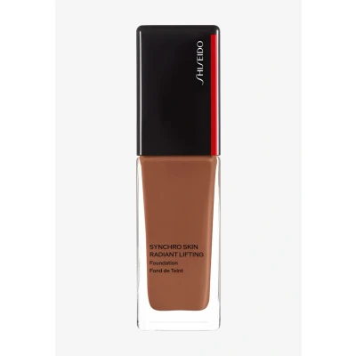 Abbildung von Shiseido Foundation Synchro Skin Radiant Lifting 520 Rosewood 30 ml