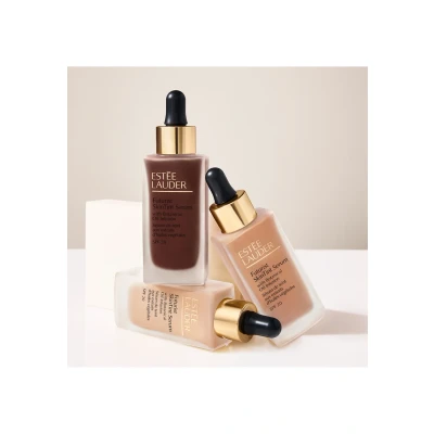 Abbildung von Estée Lauder Serum Futurist Skintint SPF45 2N1 Desert Beige 30ml