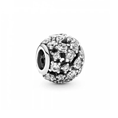Abbildung von PANDORA Funkelndes Rundes Offen Gearbeitetes Charm aus Sterling Silber mit Zirkonia, 799225C01