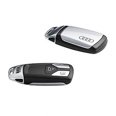 Abbildung von Audi 8W0071208BZ7G Schlüsselblende Cover, mit Ringe Logo, nur für Schlüssel 4M0959754 8W0959754 8S0959754 *mit* Chromspange (florettsilber)