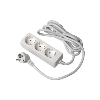 Abbildung von GTV Haushalts Verlängerungskabel, Steckdosenleiste mit 3 Schuko Steckdosen, 3m Länge, max. Belastung 3500 W, Euro Stecker, langlebig und sicher