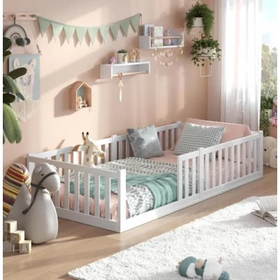 Abbildung von ALAVYA HOME® Titan Bodenbett 90x200 mit Rausfallschutz und Lattenrost Kinderbett aus Buchenholz FSC® zertifizert 2 Jahre Garantie Montessori Kinder Bett in Weiß Exklusives Beech Wood