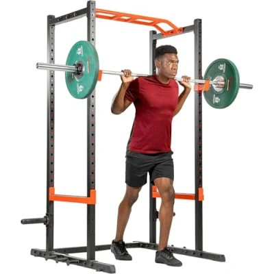 Abbildung von Sunny Health &amp; Fitness Power Zone Squat Rack, extrem langlebiger Kraftkäfig für das Heim Fitnessstudio mit abgewinkelter Klimmzugstange, J Haken, 455 kg Gewichtskapazität SF XF9925
