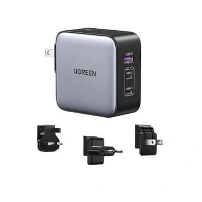 Abbildung von UGREEN Ladegerät USB A+2*USB C 65W GaN Reiseadapter