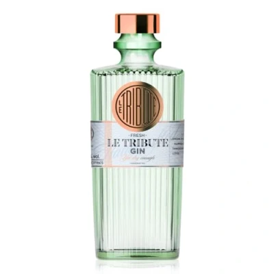 Abbildung von Le Tribute Gin 700 ml Zitrusaromen im Geschmack Handverlesene &amp; von Hand verarbeitete Botanicals Natürliche Frische
