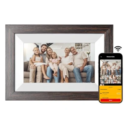 Abbildung von KODAK Digitaler Bilderrahmen 7 Zoll, Wlan Digitale Bilderrahmen, 32GB Speicher, HD IPS Touchscreen, Auto Rotat, Smart Holz Elektronischer Teilen Sie Foto/Video Sofort über App von überall