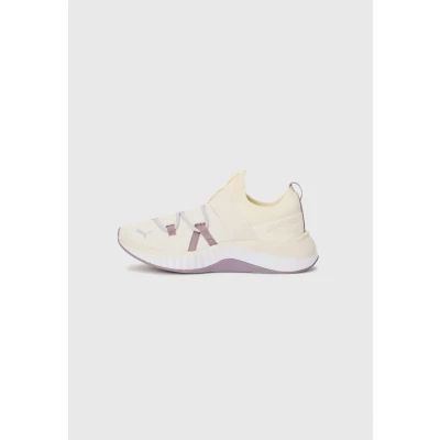 Abbildung von Puma Softride SERA Trainingsschuh, Damen, Größe: 38.5, Warm white/plum jam/lilac crush Schuhe