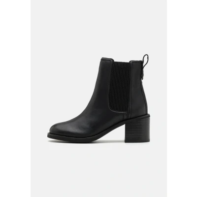Abbildung von Clarks Chamberly TOP Stiefelette, Damen, Größe: 39.5, Black Schuhe