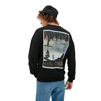 Abbildung von Trendyol Herren Rundhalsausschnitt, einfarbig Sweatshirt, Schwarz, S