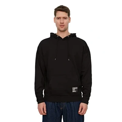 Abbildung von Trendyol Herren Men&#039;s Oversized Long Sleeve Label Applique Basic Hooded Sweatshirt, Schwarz, S EU