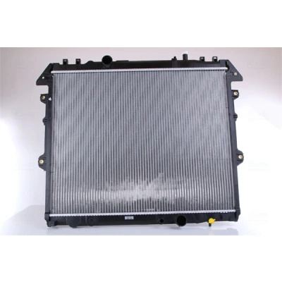 Abbildung von NISSENS 646939 Kühler, Motorkühlung Aluminium 525 655 27 Kühlrippen gelötet TOYOTA: HILUX 3 Pick up