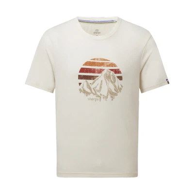 Abbildung von Sherpa Men&#039;s Bali Retro Sunset Tee