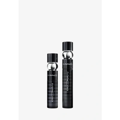 Abbildung von MAC MACStack Mega Brush Wimperntusche Schwarz 12 ml