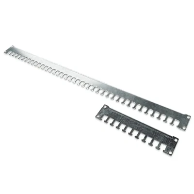 Abbildung von DIGITUS Kabelabfangschiene für 19&quot; Unique &amp; Dynamic Basic Schränke von DIGITUS, 92 cm Tiefe 1000 mm Schranktiefe, 2 starkes Stahlblech, Silber