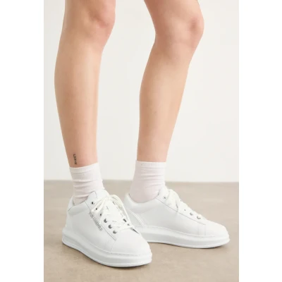 Abbildung von KARL Lagerfeld Kapri Kounter Relief Sneaker low, Damen, Größe: 35, White Schuhe