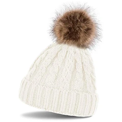 Abbildung von styleBREAKER Zopfmuster Bommelmütze, Strickmütze mit Fellbommel, Winter Beanie Mütze, Unisex 04024064, Farbe:Weiß (Creme Weiß)