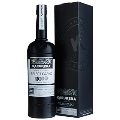 Abbildung von Karukera Select Casks Rhum Vieux Agricole mit Geschenkverpackung 2009 Rum (1 x 0.7 l)