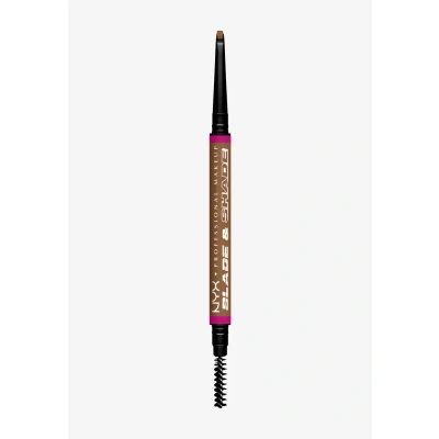 Abbildung von NYX Professional Makeup Augenbrauenstift, Mit zweiseitiger Spitze zum Definieren der Augenbrauen, Bis zu 16h wischfest und farbecht, Vegane Formel, Blade &amp; Shade Nano, Farbton: Blonde