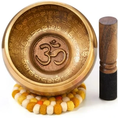 Abbildung von aumondo Percussion Set Große Tibetische Klangschale 800g, Klangschalen Singing Bowl, 16cm im Geschenkset