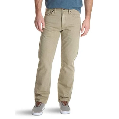 Abbildung von Wrangler Authentics Herren Klassische 5 Pocket Relaxed Fit Jeans, Khaki Flex, 28W / 30L