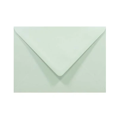 Abbildung von Netuno 100 Briefumschläge Pastell Grün DIN B6 125 x 175 mm 80g Rainbow Briefkuverts grüne Hochzeit Geburtstag Taufe Weihnachten Umschläge bunt Briefhüllen