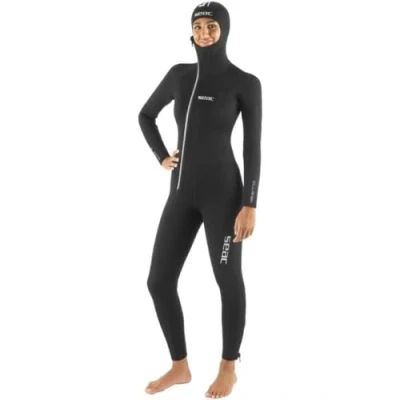 Abbildung von SEAC Club Lady 7.0, Neoprenanzug mit integrierter Kapuze, hergestellt aus 7 mm dickem Neopren und Powertex Verstärkungen