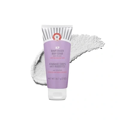 Abbildung von First Aid Beauty Face and Body Bundle